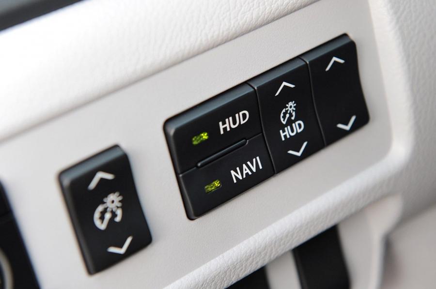  Lexus HS250h 2009 года  (фото 16 из 273)